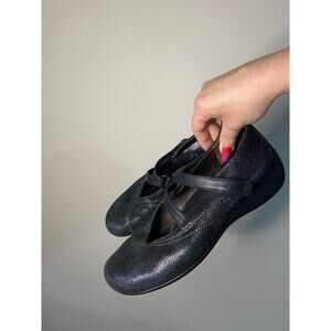 Wolky Passion Leather Mary Jane Walking Shoes Caviar Black/ Silver Sz 40/ US 10